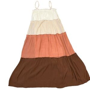 Women’s Flowy Tiered Maxi Dress - Size M